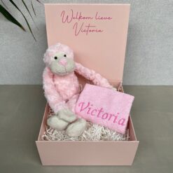 kraamcadeau aap met slab gepersonaliseerde cadeaubox stel zelf samen