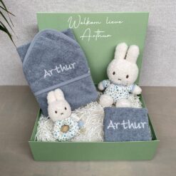 Nijntje kraampakket gepersonaliseerd cadeaubox lucky leaves