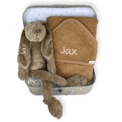 kraamcadeau koffer met konijn knuffel