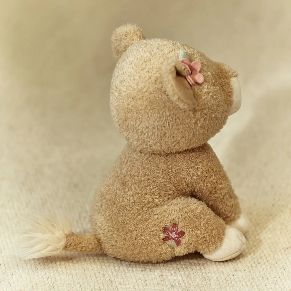 Little Dutch Knuffel Leeuwin 17 cm – Safari - Afbeelding 3